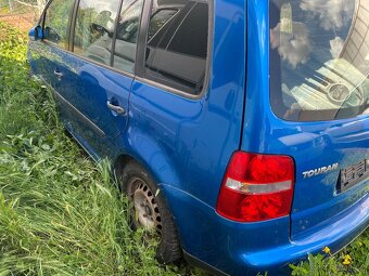 Náhradní dily vw touran 1.6 fsi - 3