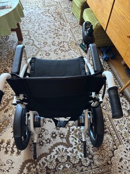 Elektrický invalidní vozík - 3