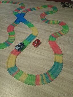 Svítící autodráha 7 m - 3