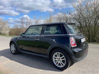 Mini cooper one 1,6 72kW - 3