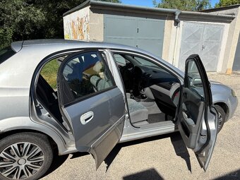 Daewoo Lacetti 1.4 - rok 2004 - 3