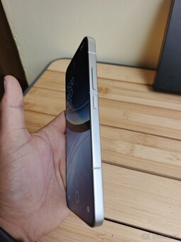 Nové Poco F7 12/512 gb - 3