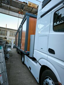 Obytný kontejner o rozměru 12x3m. se soc. zařízením - 3