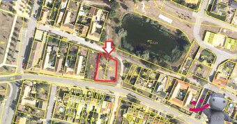 Prodej pozemku pro bydlení, 842 m² - Hevlín, ev.č. 58713 - 3