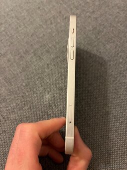 Apple iPhone 12 White 64GB - 3