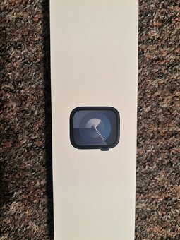 Apple Watch 9 series 100% kapacita baterie 41mm - 3
