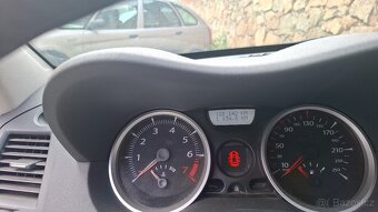 Renault Megane kombi,1.6 benz - 3