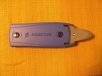 ERICSSON R310 + pouzdro rok 2000+ - 3