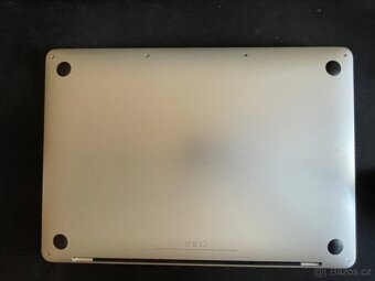MacBook Pro 13" touch pad M2 24GB RAM 256GB SSD Silver - 3