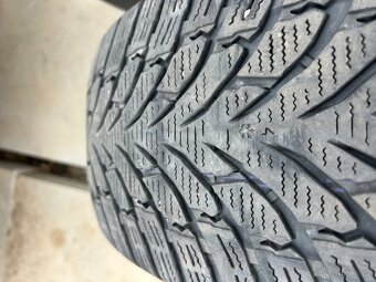 Pneu Nokian 235/55R19 - 3