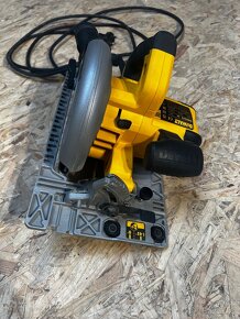 Dewalt DWE576 - 3