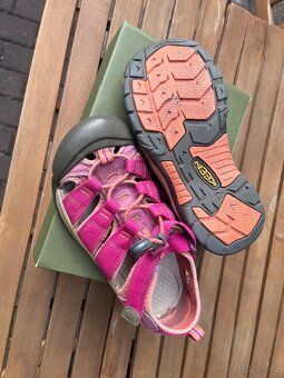 Keen sandály vel.34 - 3