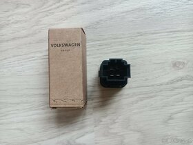 ŠKODA tlačítko kontrola tlaku v pneumatikách 5J0927127 - 3