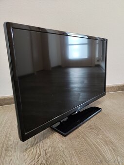 LCD TV televizor JVC LT-24VH42J - 3