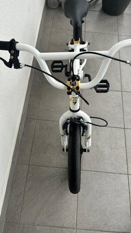 S’COOL XtriX mini 16 Dětské BMX kolo bílé / zlaté - 3