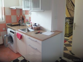 Pronájem bytu 1+1 s vl. vytápěním, ca 30 m2, v centru LBC - 3