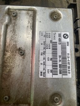 Přední sedadla na BMW 530e60 - 3