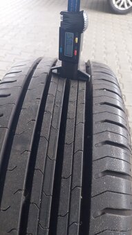 Prodám 2 x letní pneu Continental 205/55/16 - 3