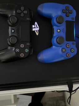 Playstation 4 pro 1tb - 3
