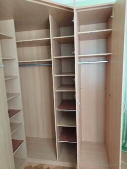 Prodám skříň. - 3