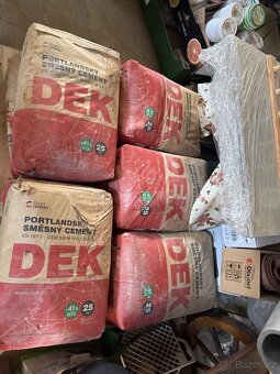 Betonové bloky – 88 ks, NOVÉ, DEK + cement - 3