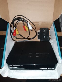 DVB-T2 přijímač / tuner / set top box Leny + scart a kabel - 3
