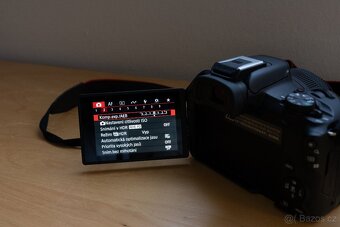 Canon EOS R50 + RF-S 18-45mm F4.5-6.3 IS STM - 3