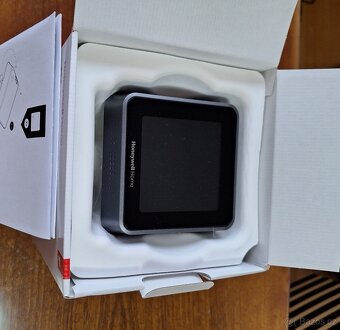 Termostat Honeywell T6 Smart - 3