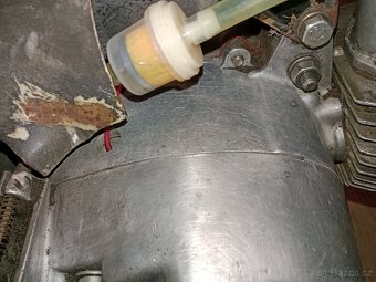 Motor bez výr. čísla. Pionýr - 3