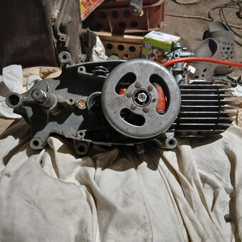 Jawetta motor po výbrusu a repasi zapalování - 3