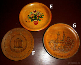 Talíř malovaný, různé druhy, keramika a dřevo - 3