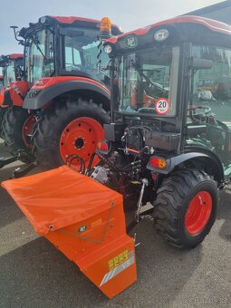 Traktor na údržbu - 3