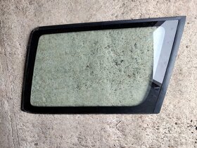 Okna Nissan Patrol Y61 wagon - 3