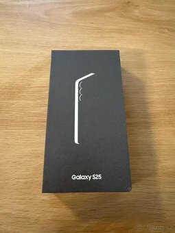 Samsung Galaxy S25 - 3