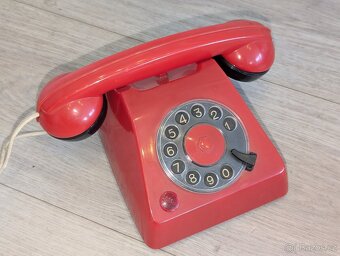 Sada stolních telefonů - 3