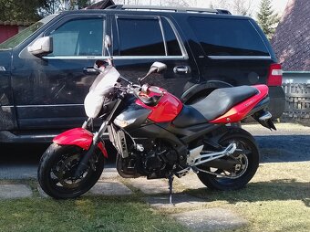 Suzuki GSR 600 - 2008 - 3