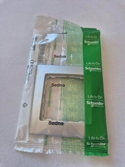 Schneider sedna - zásuvky, vypínače, rámečky - 3