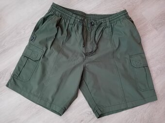 PÁNSKÉ LETNÍ KRAŤASY - vel.XL / zn.Baty - 3