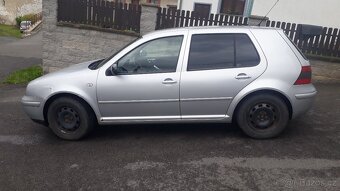 Prodám Golf4 1:6 77kw - 3
