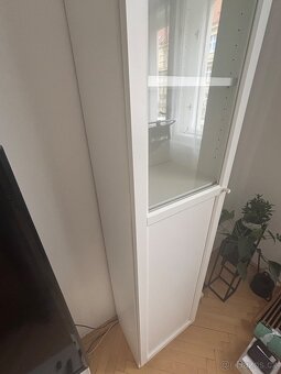 Knihovna Billy s prosklenými dveřmi Oxberg - 3
