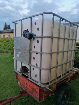 Nádrž na vodu 1000l IBC - 3