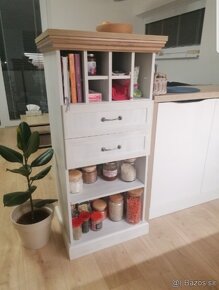 Prodám omodu Royal R2S ako je na foto Popis produktu Komoda - 3