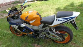 Honda CBR 929rr Fireblade - 3