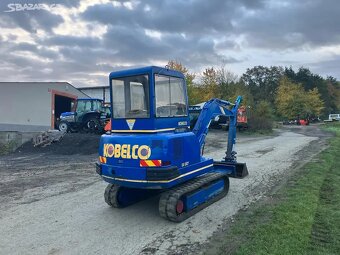 JAPONSKÝ MINIBAGR KOBELCO SK027 2700KG - 3