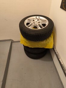Prodám letní pbeumatiky i ALU disky na C3 - 3