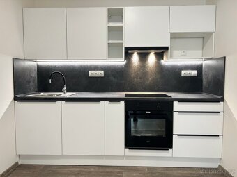 Pronájem bytu - 4+kk, 91 m², Masarykova 600, Žatec - 3