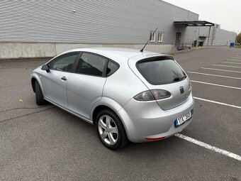 SEAT LEON 1,4 16V 63kW rok 2008 - Nové STK - Pěkný Stav - 3