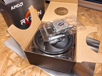 AMD Ryzen 3 4100 + originální chladič - 3