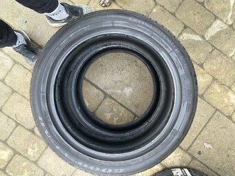 Dvě letní pneu 245/45/18 GoodYear - 3