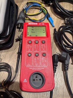 Revizní přístroj Benning ST720 s příslušenstvím - 3